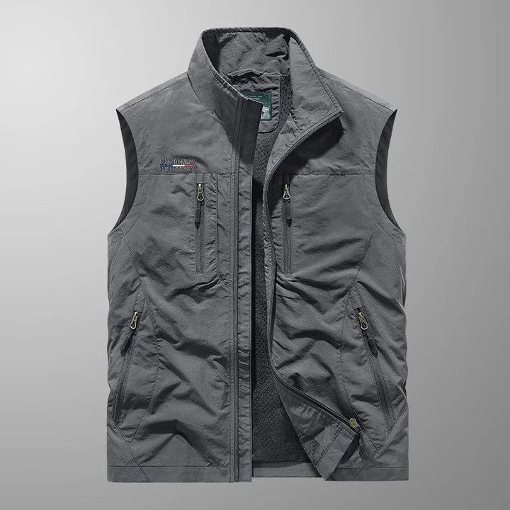 BREATHABLE CARGO VEST FOR MEN