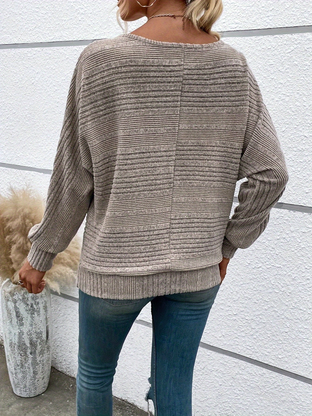 BEAUMONT NICE | PULL À MANCHES BATWING RIBBÉ POUR FEMMES