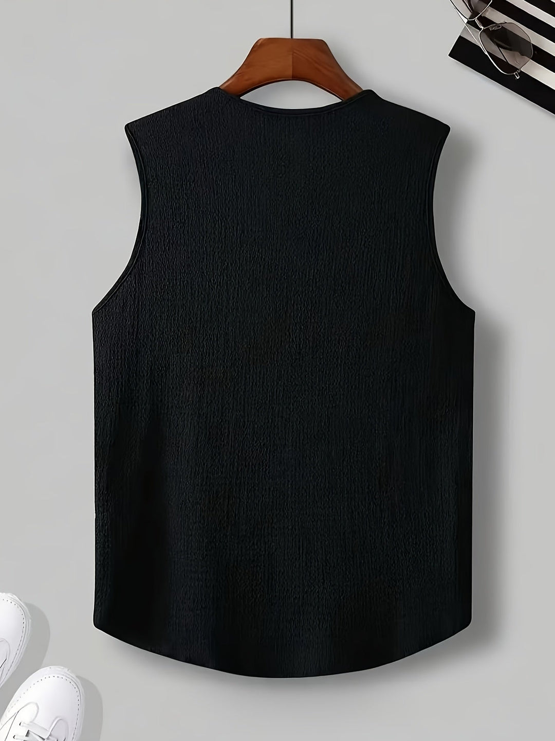 SLEEVELESS V-NECK TOP FOR MEN
