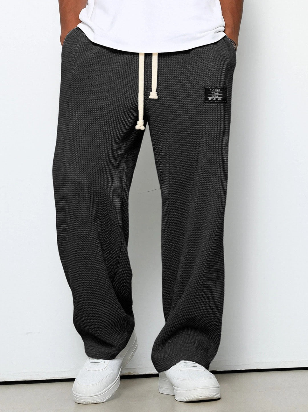 CLASSIC TROUSERS FOR MEN