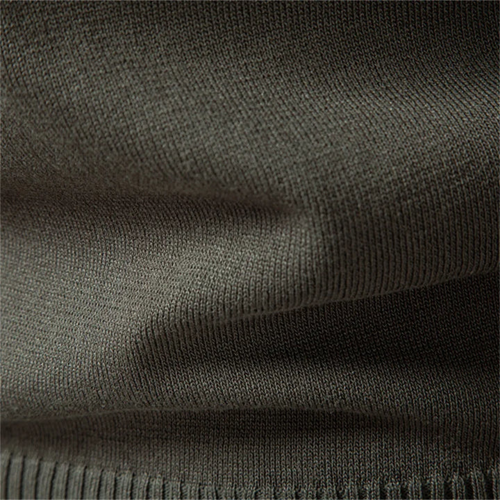 TEXTURED ZIPPER POLO FOR MEN