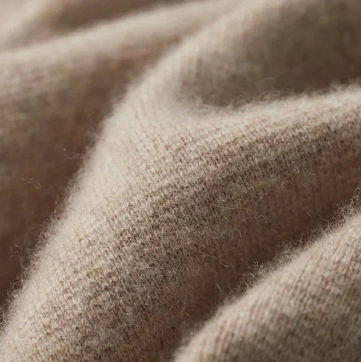 REFINED KNITTED CARDIGAN FOR MEN