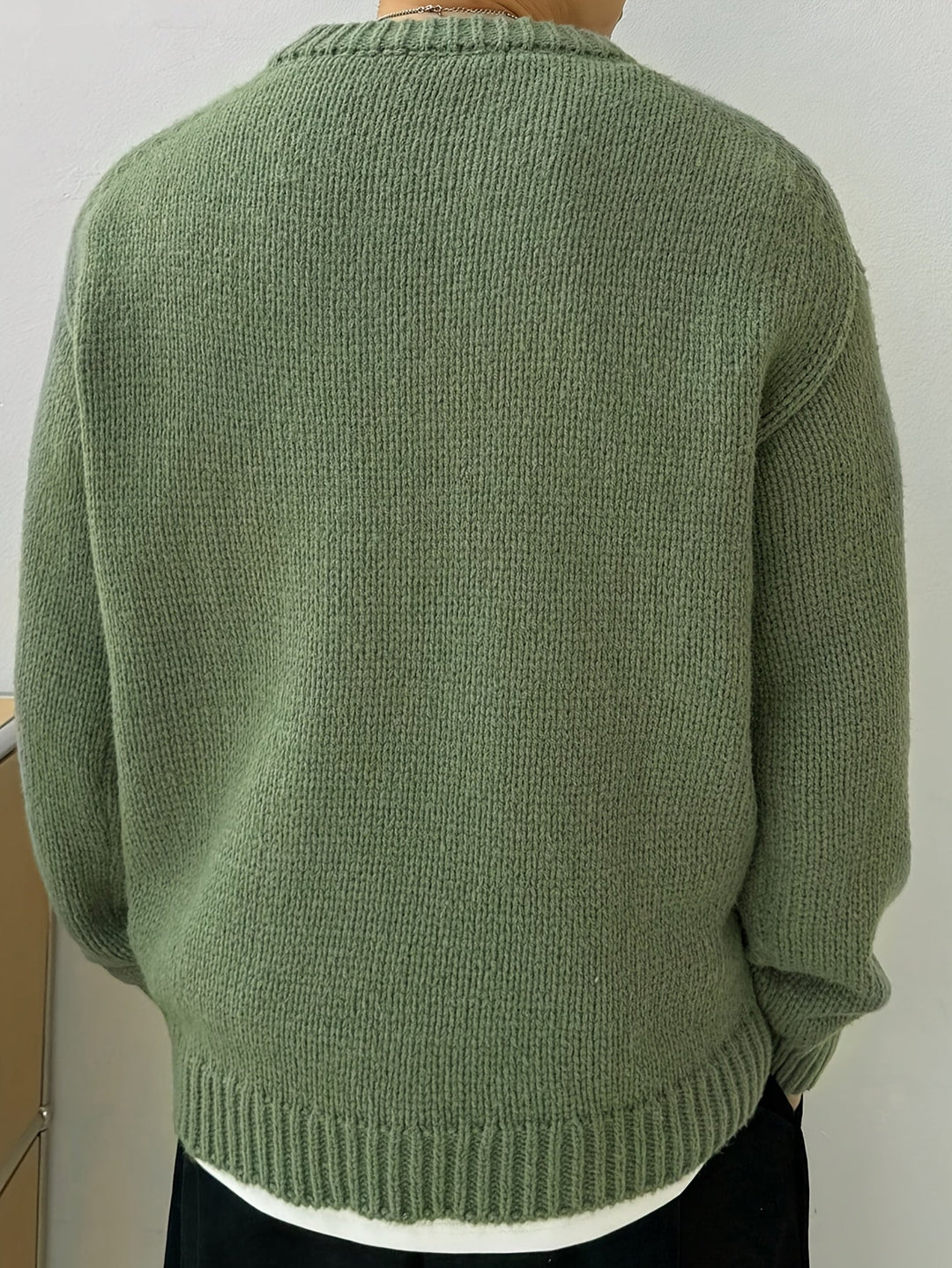 SOLID KNIT CREWNECK SWEATER FOR MEN