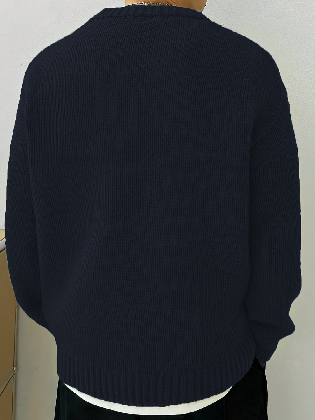 SOLID KNIT CREWNECK SWEATER FOR MEN