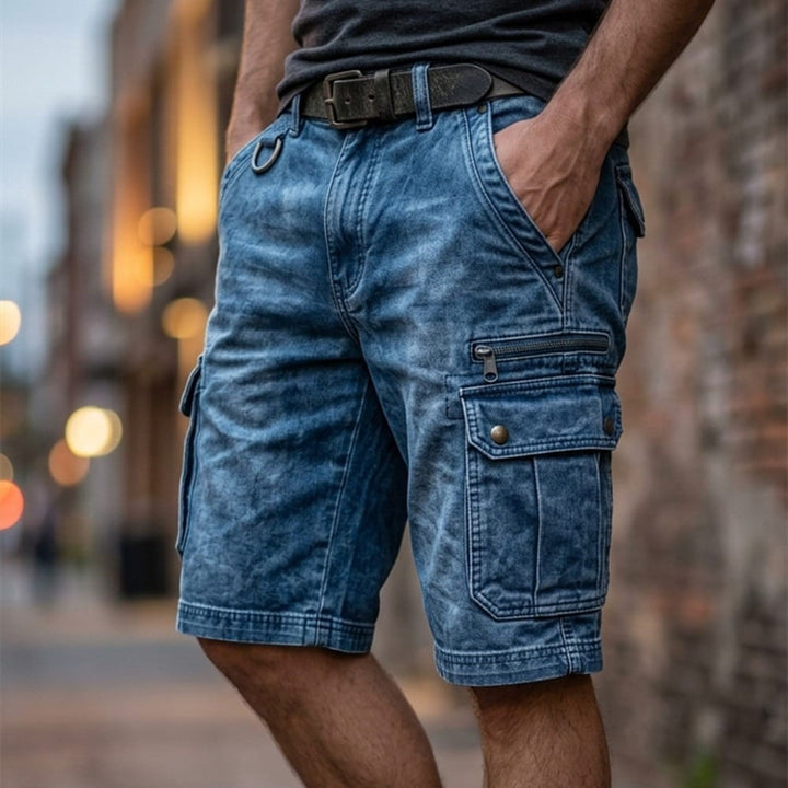 FUNCTIONAL CARGO SHORTS FOR MEN