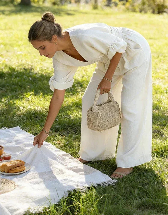 BEAUMONT NICE | COMBINAISON À ENCOLURE EN V ET JAMBES LARGES POUR FEMMES
